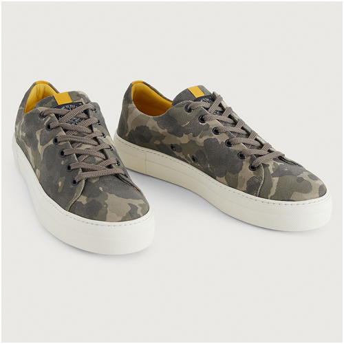 Camouflage mocka sneakers