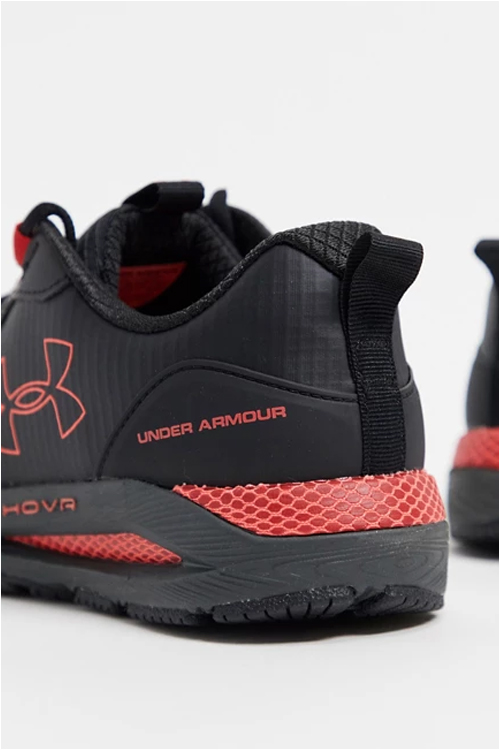 Under Armour svarta sneakers herr